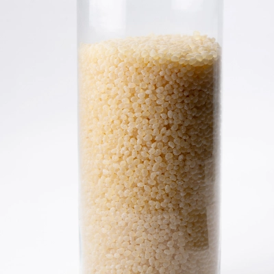 Cola Hotmelt PO Granulada Transparente Alta Temperatura - MAF 7155 - Pacote 10 kg Cola Hotmelt PO Granulada Transparente Alta Temperatura - MAF 7155 - Pacote 10 kg